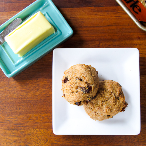 maple date scones