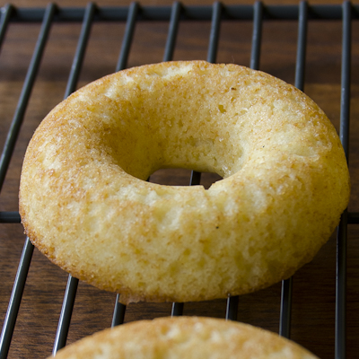 http://dailywaffle.com/wp-content/uploads/2012/02/lemon-buttermilk-doughnut.jpg