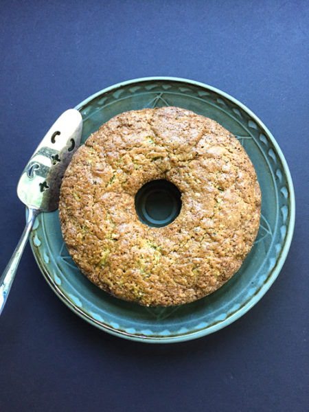 zucchini hazelnut tea cake ring| dailywaffle