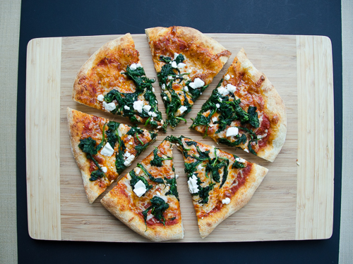spinach and cheese greek pizza| dailywaffle