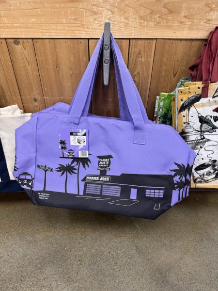 Trader Joe's Insulated Bag in Periwinkle